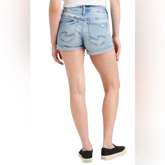 COPY - Sz W25 L4 women Silver Jeans Co. Boyfriend Mid Rise Short with small rips - Picture 2 of 12